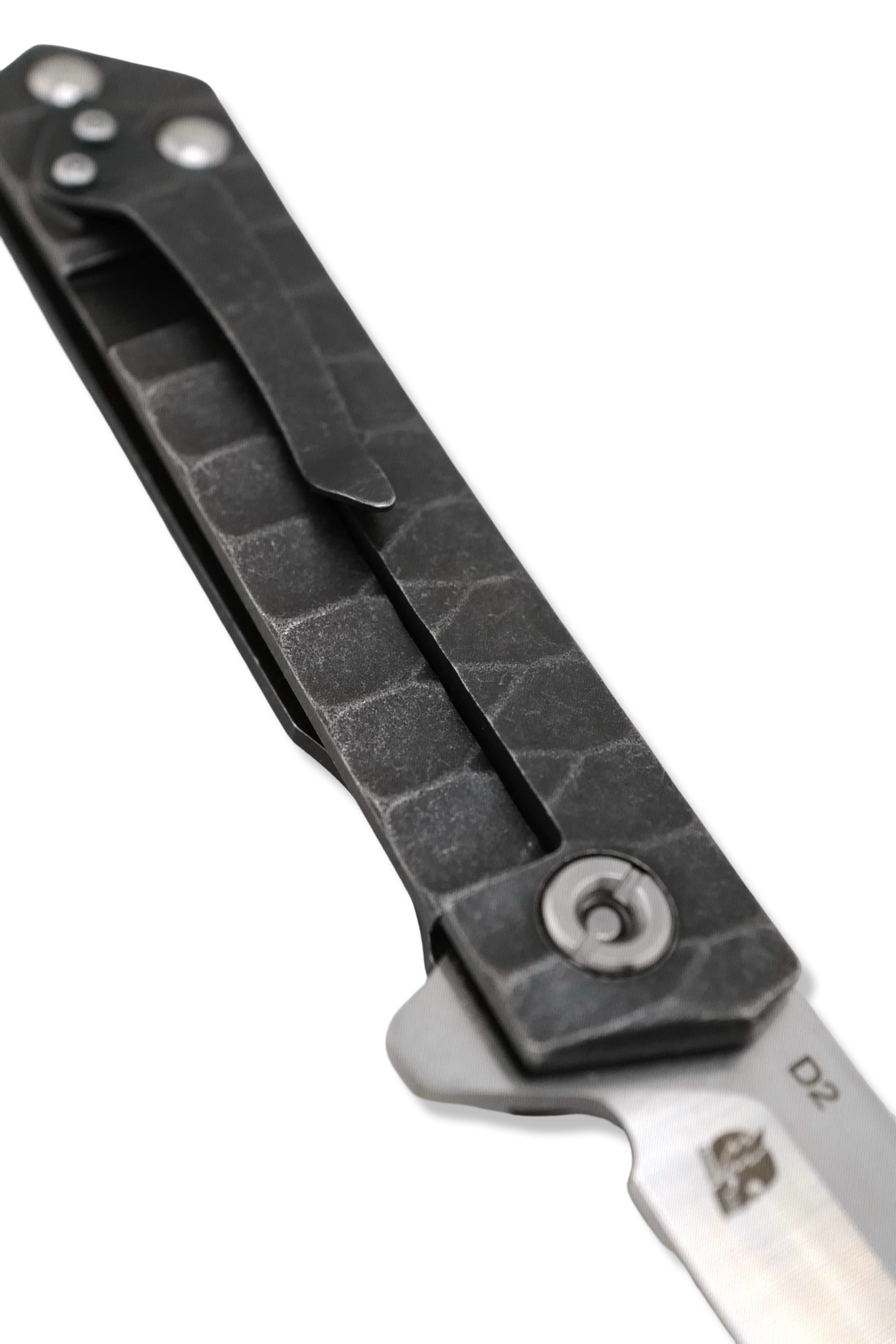 The Wayne Folder - Scale Textured Handle / Satin Finish