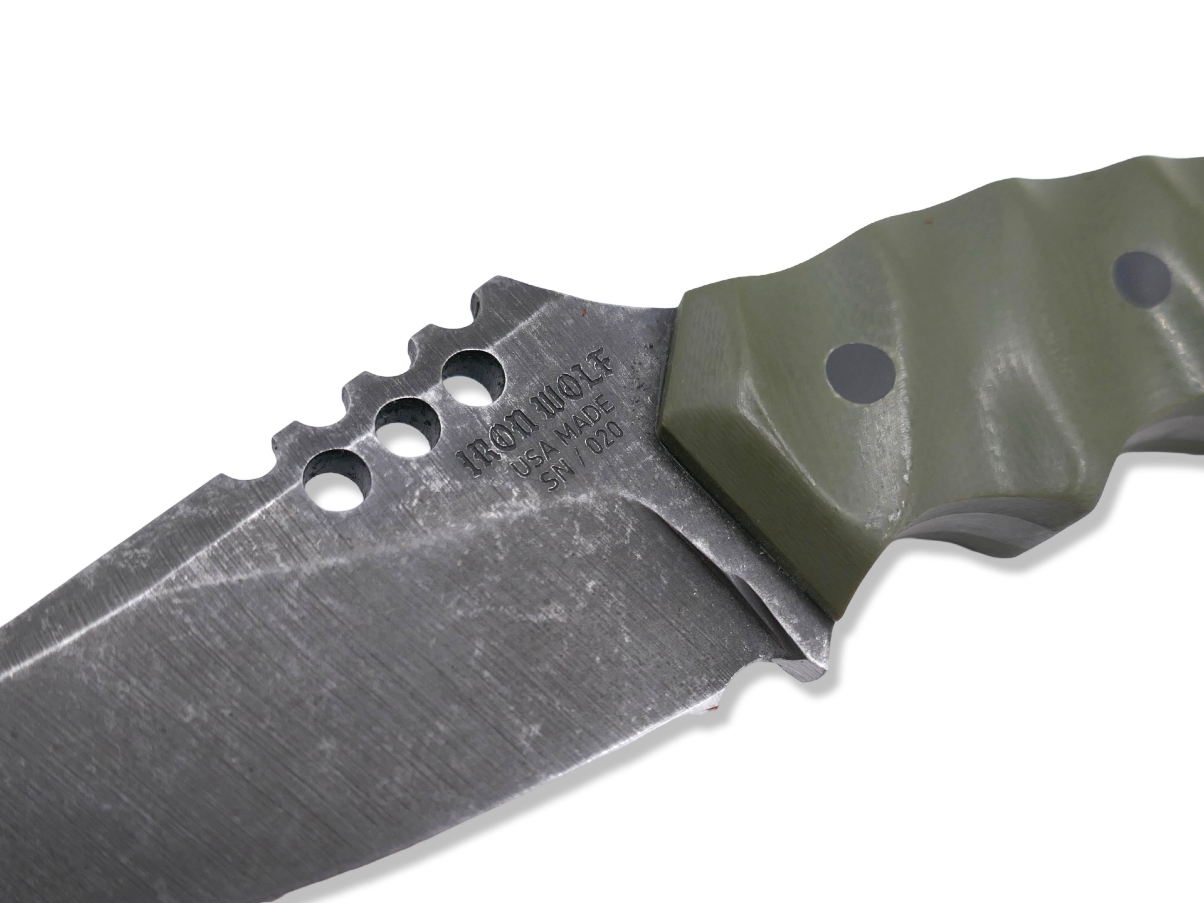 IRON WOLF - Dark Stonewash / OD Green G-10 / Carbon Fiber Pins