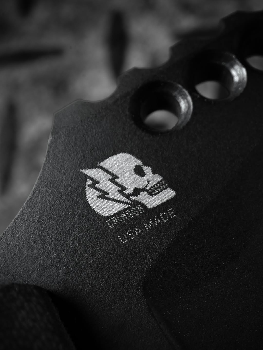 Vyper x Crimson Knife Co. - Limited Edition Iron Wolf