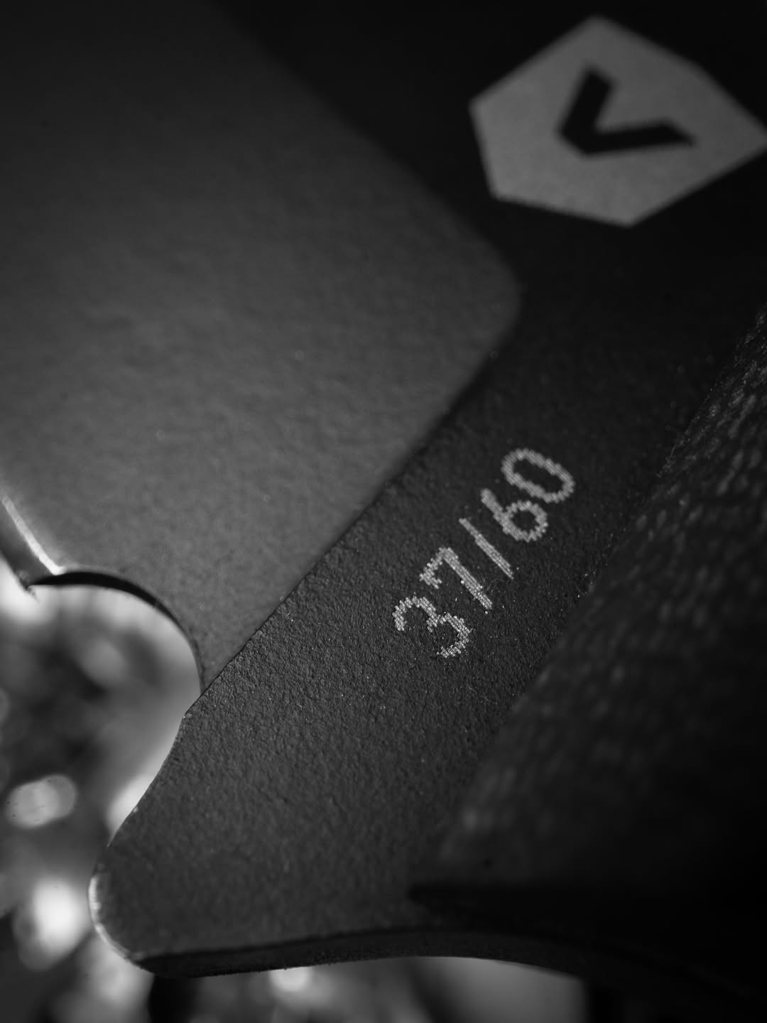 Vyper x Crimson Knife Co. - Limited Edition Iron Wolf