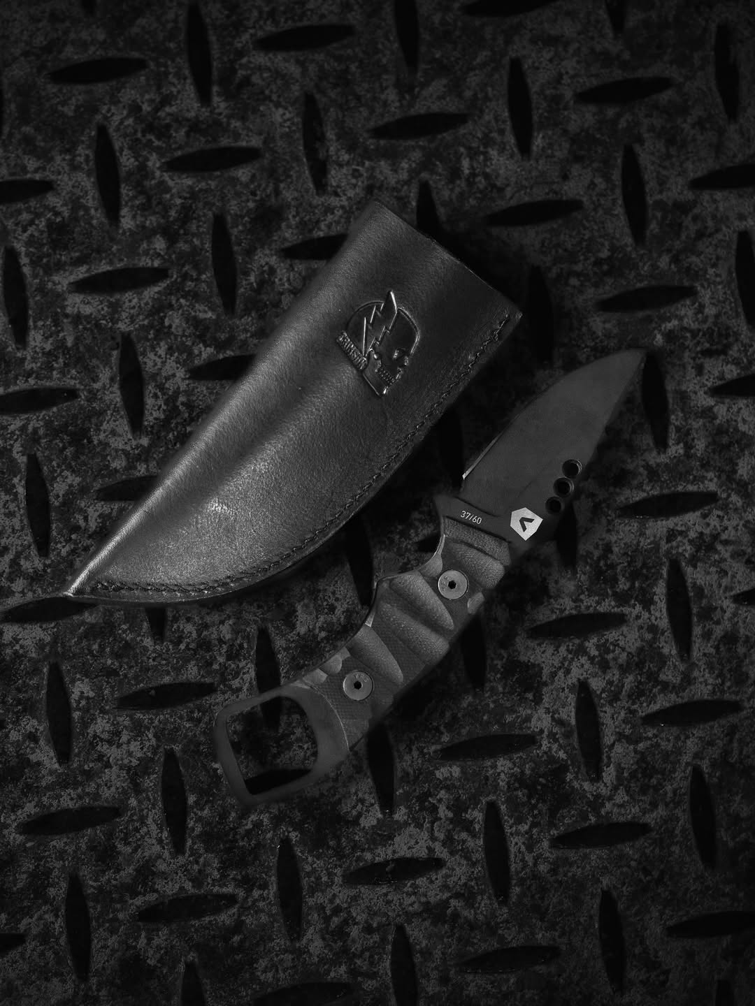 Vyper x Crimson Knife Co. - Limited Edition Iron Wolf