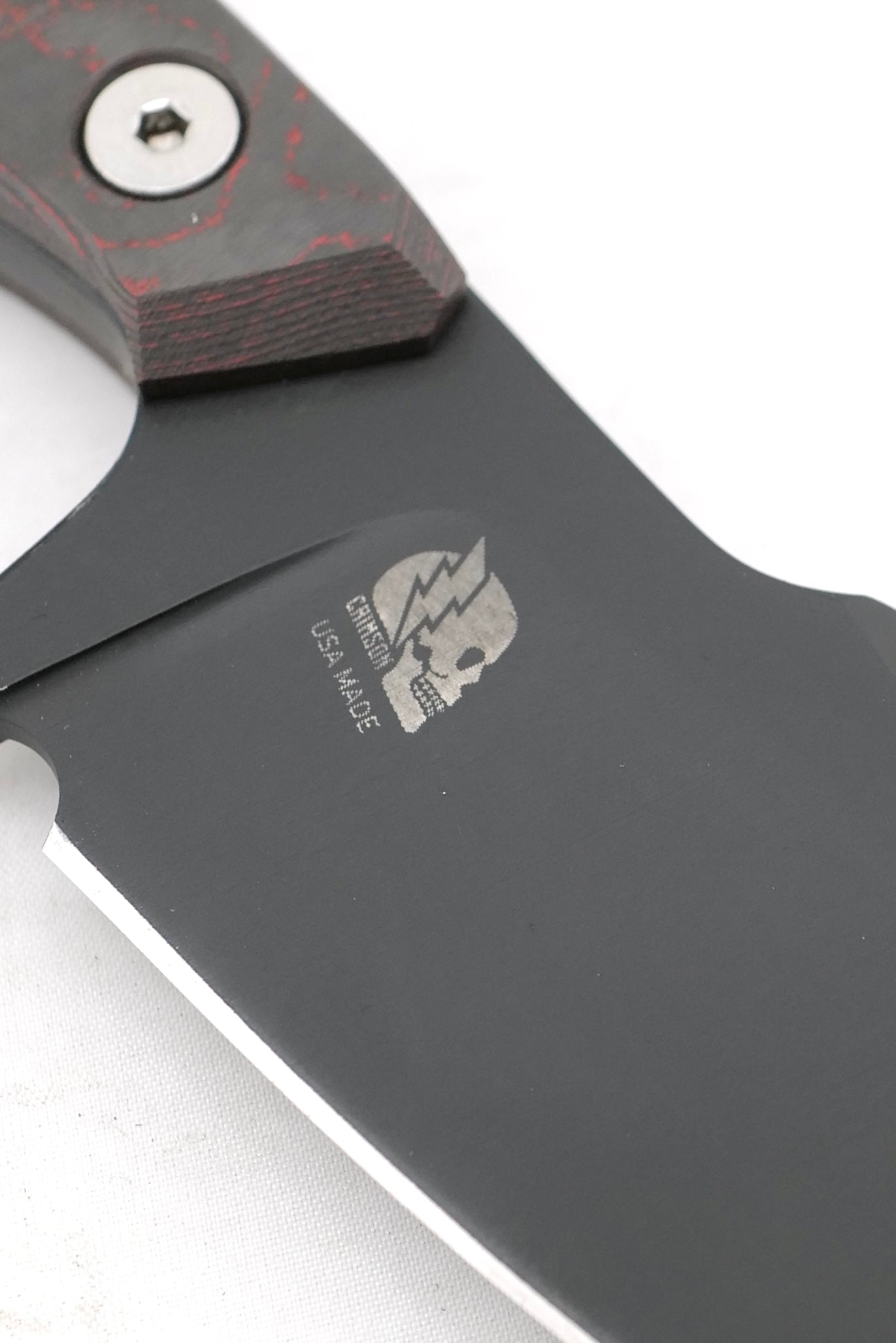 Reaper - Black Cerakote / Bolt on Black + Red Camo Carbon Handle