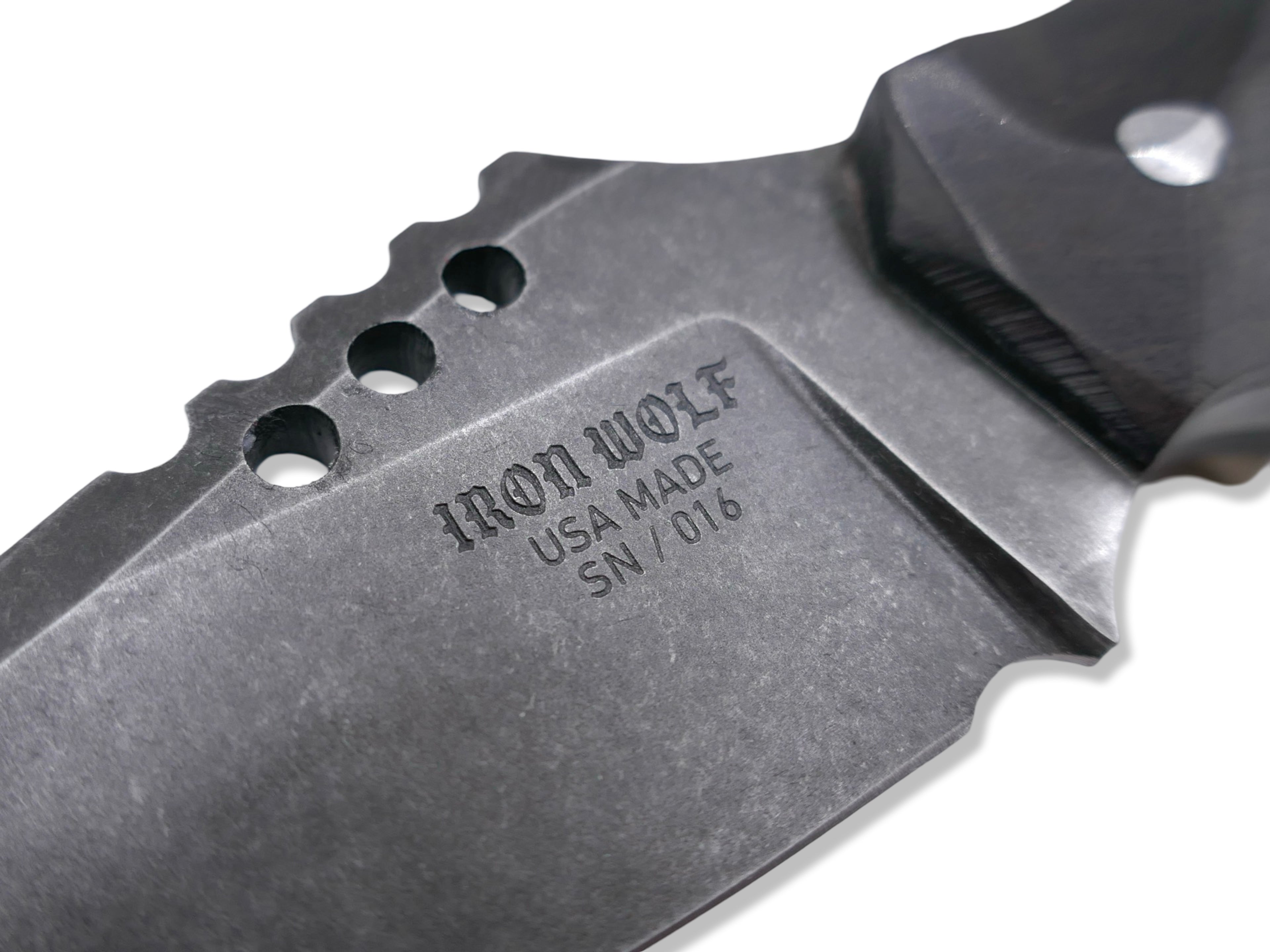 IRON WOLF - Dark Stonewash / Ebony Handle